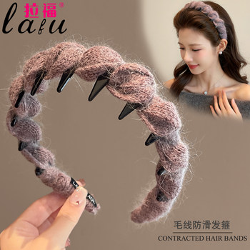 
Autumn and winter knitted wool headband for women with high skull hairpin
