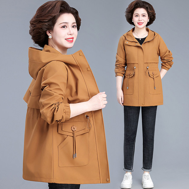 Brand mother spring jacket fashionable new style middle-aged and elderly women in their 50s spring and autumn rich wife windbreaker mid-length style