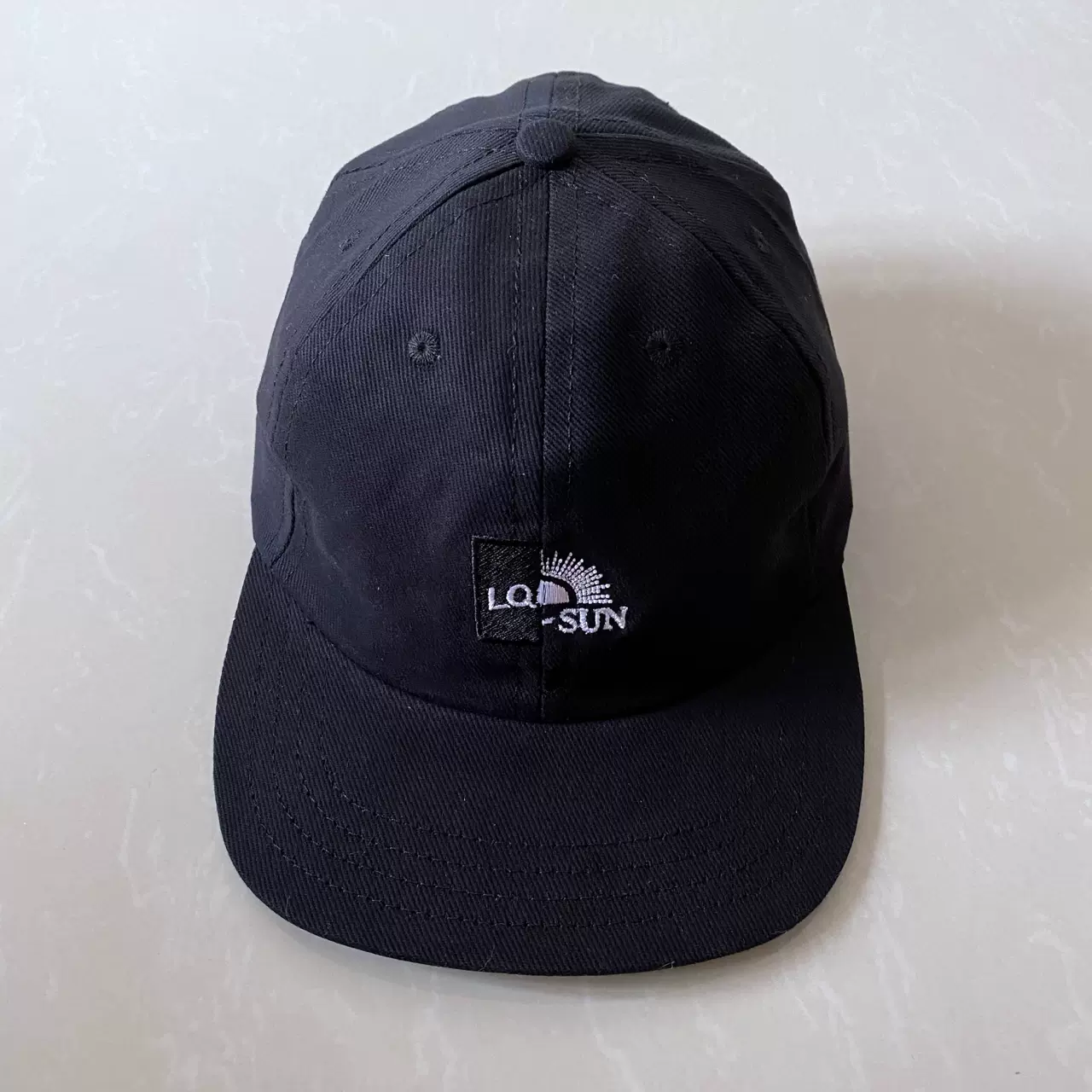 LQQK STUDIO X BLUE SUN SPLIT LOGO 6-PANEL 棒球帽-Taobao