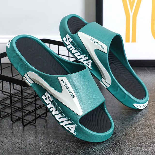 Men's Soft Wooden Slippers Double Strap Beach Shoes Wear-Resistant Rubber Outsole Comfortable