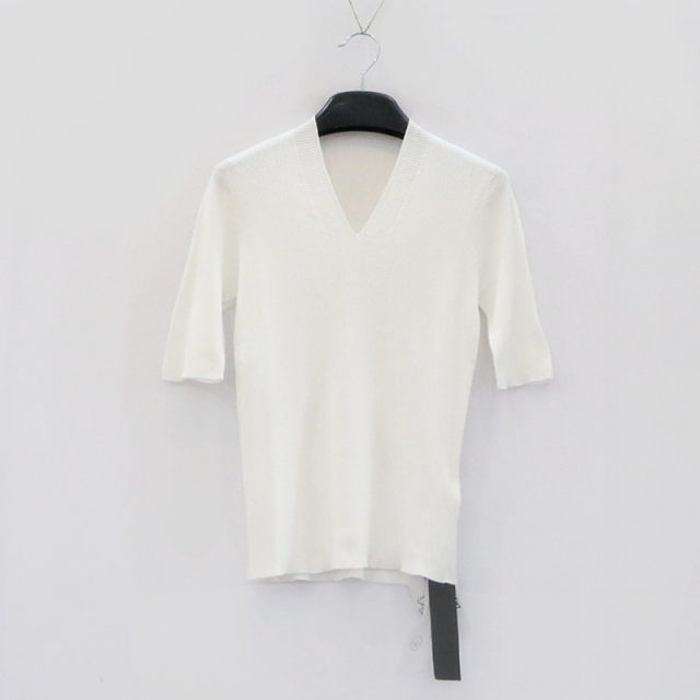 European station exit tail cargo large elastic slim short -sleeved sweater women spring and summer thinner clue V -neck top

