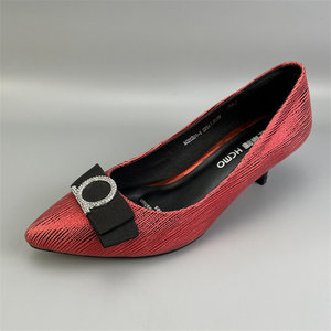 
Women's shoes with stiletto heels and pointed toes for commuting, versatile fashionable buckles, European and American style shallow mouth shoes, size 35