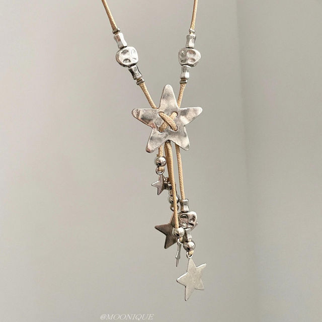 Retro old star tassel long necklace for women's bohemian niche sweater chain sweet and cool versatile accessories