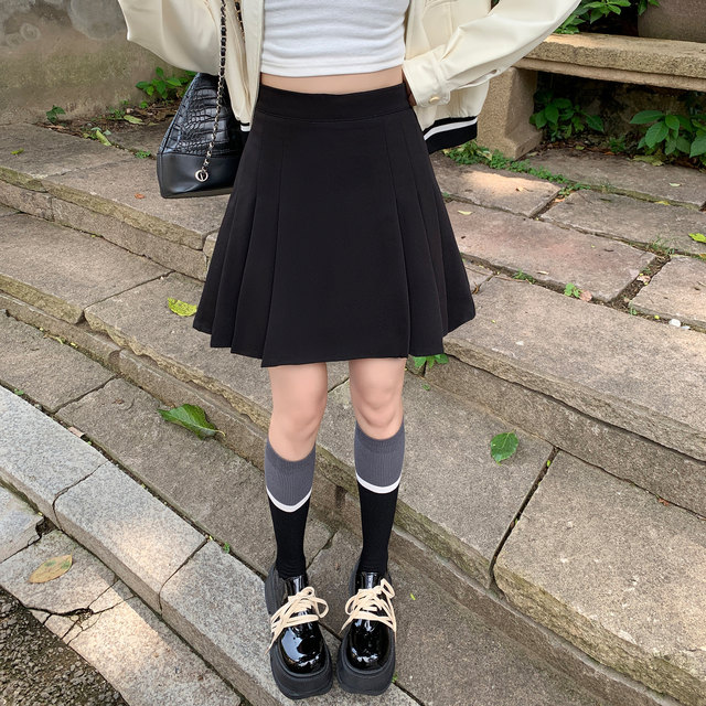 Large size fat MM black suit skirt for women in autumn and winter new pear-shaped body with hips and high waist A-line pleated skirt