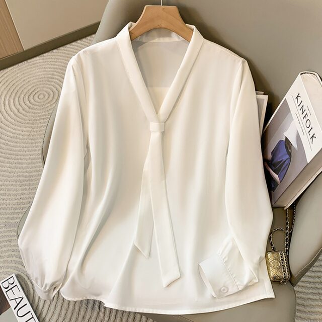 White chiffon bow shirt women's long-sleeved summer thin style large size fat MM200Jin [Jin equals 0.5 kg] design sense professional top