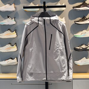 
Li Ning 2026 new outdoor CF traceable Wanlong armor black windproof and moisture-repellent single-layer jacket for men and women AEMW005