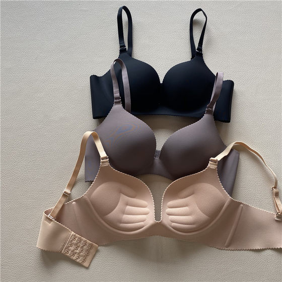
A-change C cup markless one-piece underwear girl gathers thick palm cup small breast sexy side breast underwear bra