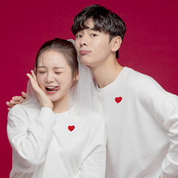 Couple Outfits for Autumn and Winter 2025, Super Popular Heart Embroidery White Sweatshirts, Suitable for Marriage Registration Photos and Certificate-Taking