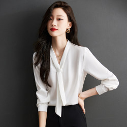 White V-Neck Inner Layering Shirt for Women, High-End Feel, 2026 Spring and Autumn White Shirt, Workwear, Professional Chiffon Top
