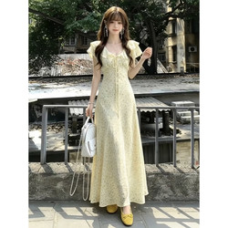 Petite Women's Floral Beach Vacation Dress, Summer 2026, Super Trendy, Age-Reducing, French-Style, Waist-Cinching, Stunning Long Dress