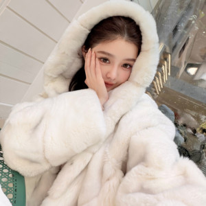
Han Yujia [Double-color dyed pearl white] 100% imported Rex Rex rabbit fur women's hooded rabbit fur jacket
