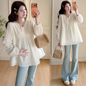 
Maternity wear spring design embroidered long-sleeved V-neck top 2026 new maternity shirt spring versatile shirt
