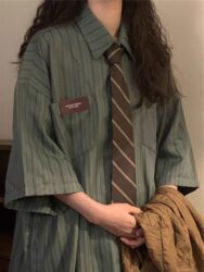 Student Short-Sleeved Retro Loose Striped Shirt for Female High School Students, Lazy Style Inner Wear with a Unique Design, Niche Hong Kong Style Shirt