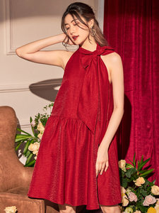 Saton pearlite texture, sleeveless doll, fat sister large size, thin A -line sweater, butterfly cut age dresses
