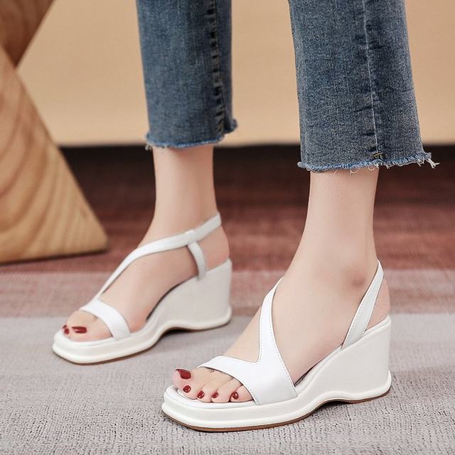 Sandals women's thick-soled wedge heels 2024 new summer temperament ...