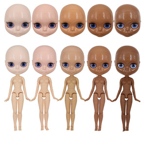 
DBS Blythe small doll, white muscles, sunburn black muscles, no makeup, bald head, naked baby, suitable for wearing wigs to modify the baby