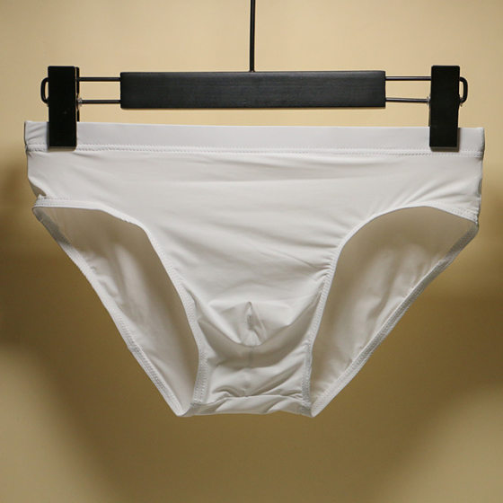 Men's ice silk panties U convex silk slippery, comfortable, breathable semi -transparent mid -waist triangle trousers thin dried summer