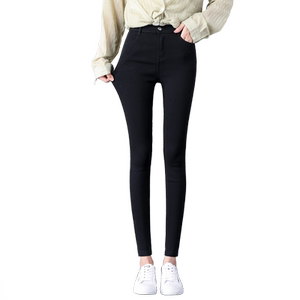 Below Women's Pants Wear the Autumn Thin Thin Tight Tight Elastic high waist Small Foot Slender Broken Black Ninetes Passenger Pants
