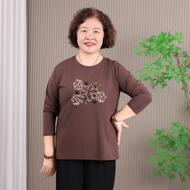 50-year-old middle-aged mother early autumn pure cotton long-sleeved right-shoulder T-shirt large size loose to cover the belly and wear autumn clothes as a base layer