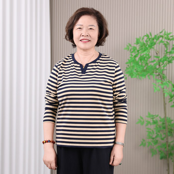 
Spring and Autumn Striped Bottom Shirt Fat Mom V-neck T-shirt