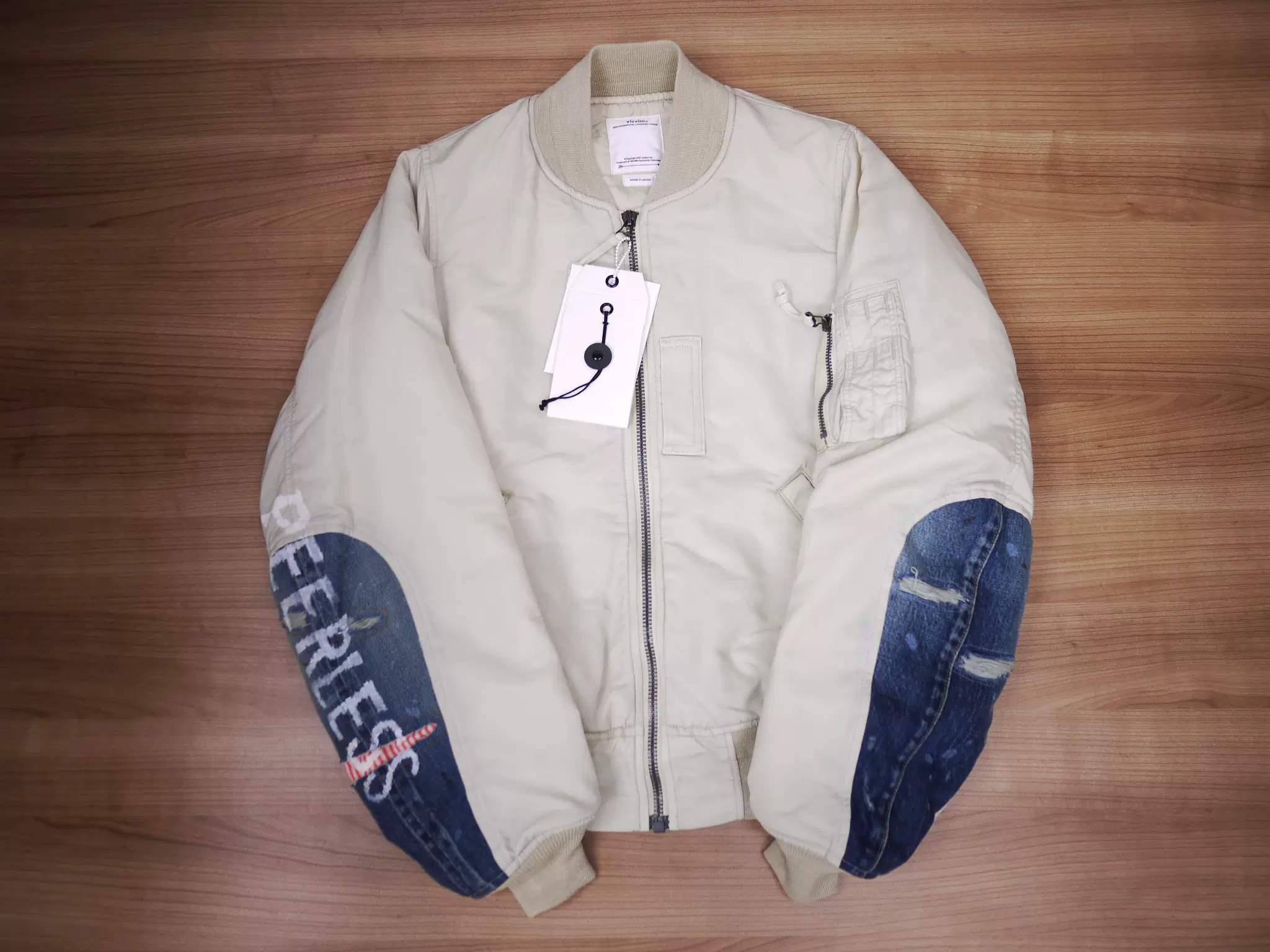 现货】Visvim 19AW THORSON JKT COLLEGE MA1 IVORY 2-Taobao