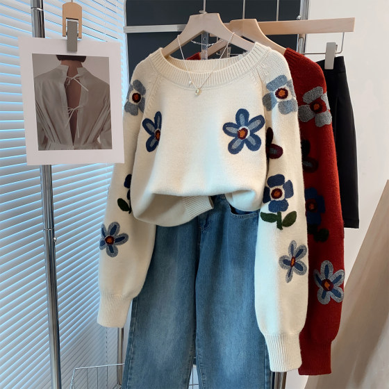 
Embroidered round neck sweater women's pullover 2025 autumn and winter new top loose lazy style knitted sweater thick bottoming shirt trendy