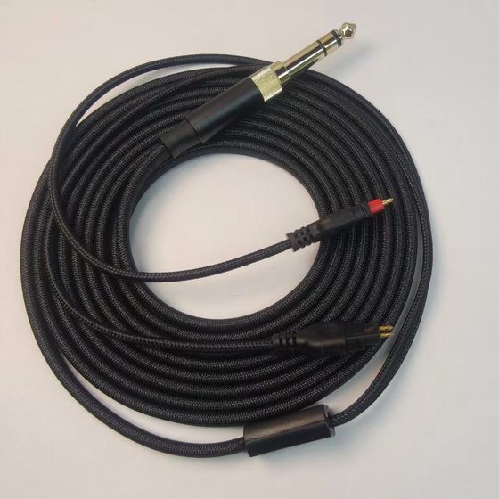 
Suitable for Sennheiser HD580 HD600 HD650 HD660 HD660S gaming headset headset audio cable