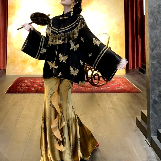 
Earth Store [Black Butterfly Dream] Chinese style new Chinese style rayon cloud shoulder + butterfly bead embroidered jacket two-piece set