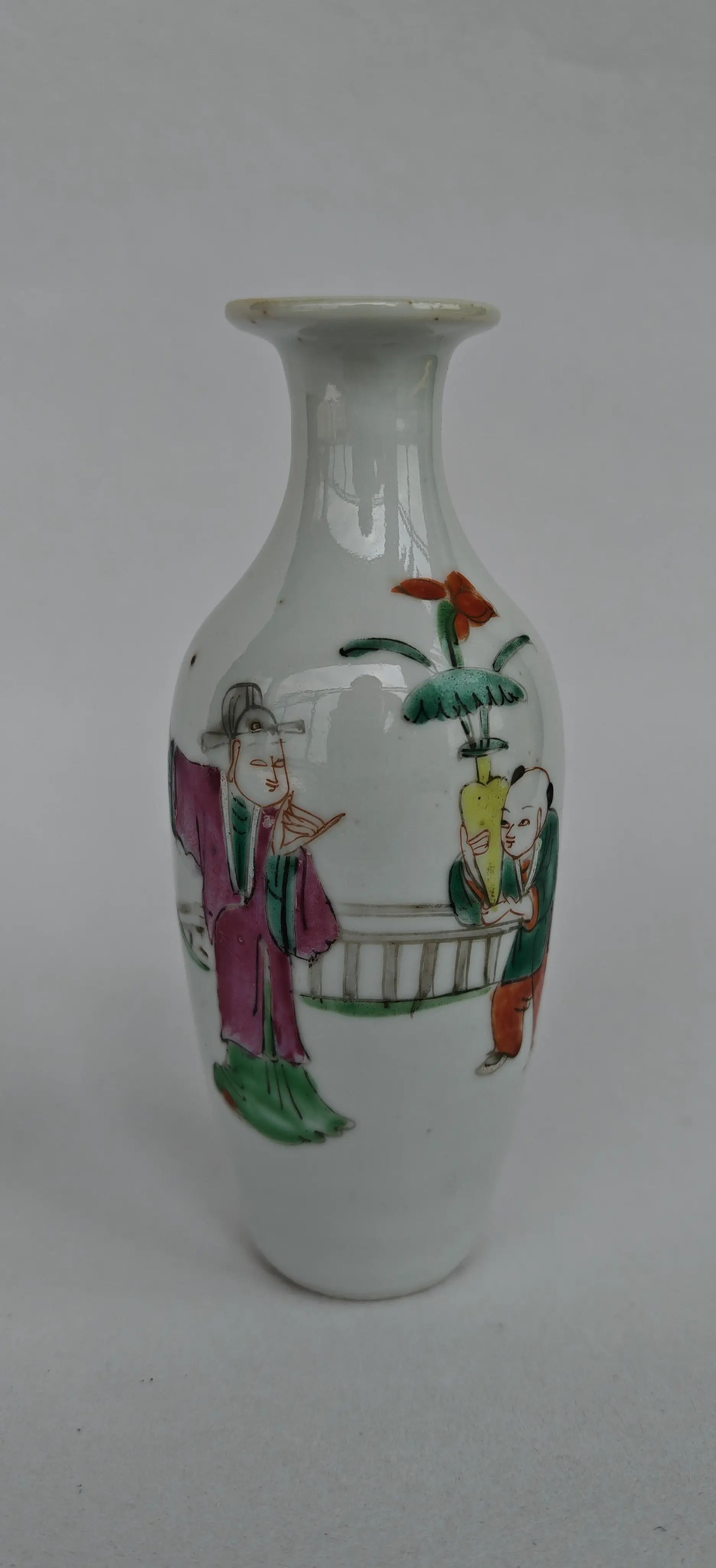 大清光绪年製粉彩山水人物薄胎小碗 小杯 中国美術古董品 大清光绪年製粉彩山水人物薄胎小碗 小杯 中国美術