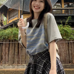 European-Style High-End English Letter Print Round Neck Light Gray Short-Sleeved Summer T-Shirt for Women 2026 Hot Style Clothing