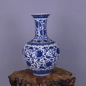 海外限定】 現代工芸品 花瓶 清乾隆青花纏枝蓮賞瓶景徳鎮 置物 装飾品 