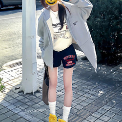 American-Style Navy Blue Embroidered Shorts for Women, Summer High-Waisted Slimming Sweet and Spicy Casual Sports Wide-Leg Three-Quarter Hot Pants