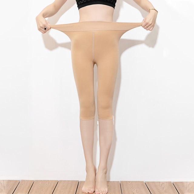 Small six-point leggings plus velvet and thickened large size three-point leggings leggings five-point autumn and winter women's three-point leggings