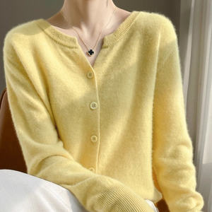 
2025 new autumn style small V-neck wool sweater cardigan short women's top sweater long-sleeved jacket