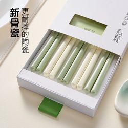 Ceramic Chopsticks for Home Use, High-End Luxury, New Style, Genuine New Bone China Chopsticks and Spoons, Antibacterial and Mildew-Proof, Gift Box Set