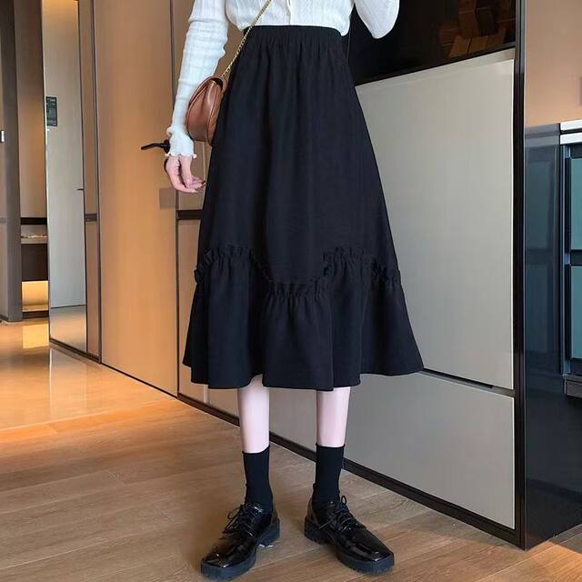 Retro cake skirt black skirt autumn and winter women's long skirt small Japanese skirt Mori A-line skirt spring and autumn
