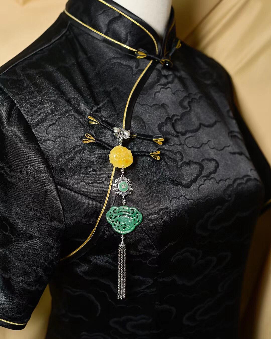 旗袍压襟国潮风复古挂件汉服茶服中式配饰翡翠如意蜜蜡牡丹花流苏-淘宝网