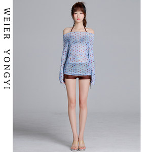 
High-end swimsuit for women 2026 new split boxer bikini three-piece set with beautiful small breasts gathered for vacation hot spring