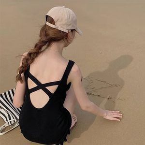 
Women's swimsuit 2024 new Korean ins style sexy backless slimming one-piece simple ruffled hot spring swimsuit