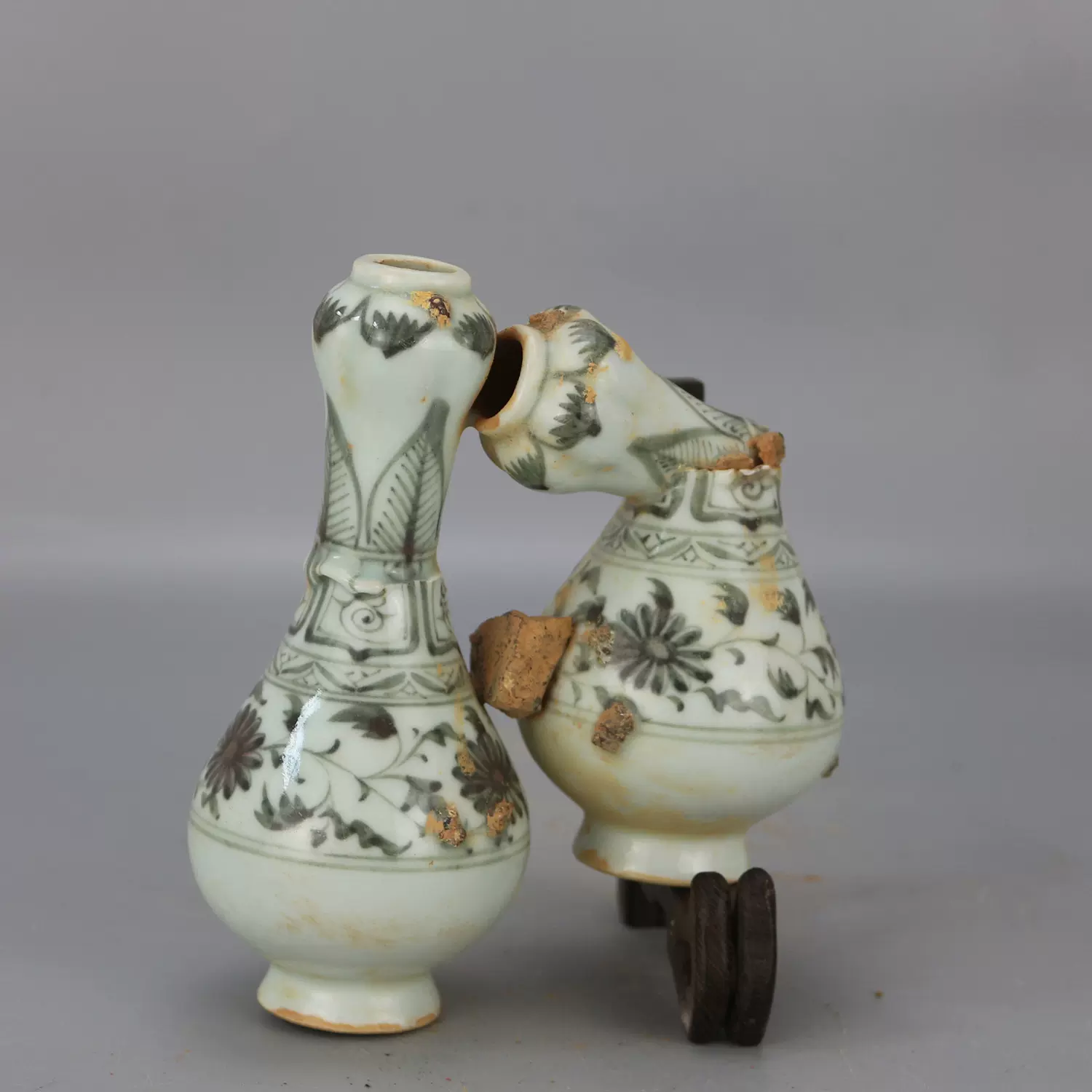 乾隆年製　　辰砂花器　古流家元　　中国古玩 共箱 花瓶 鉢 華道具 在銘 〈T3103〉 辰砂 花器 花瓶 中国 時代 古玩 当時物 旧家 蔵出 骨董品 辰砂 花器