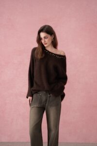 
DIANA VEVINA 25 autumn and winter yak velvet round neck pullover sweater heavy wool sweater warm and soft