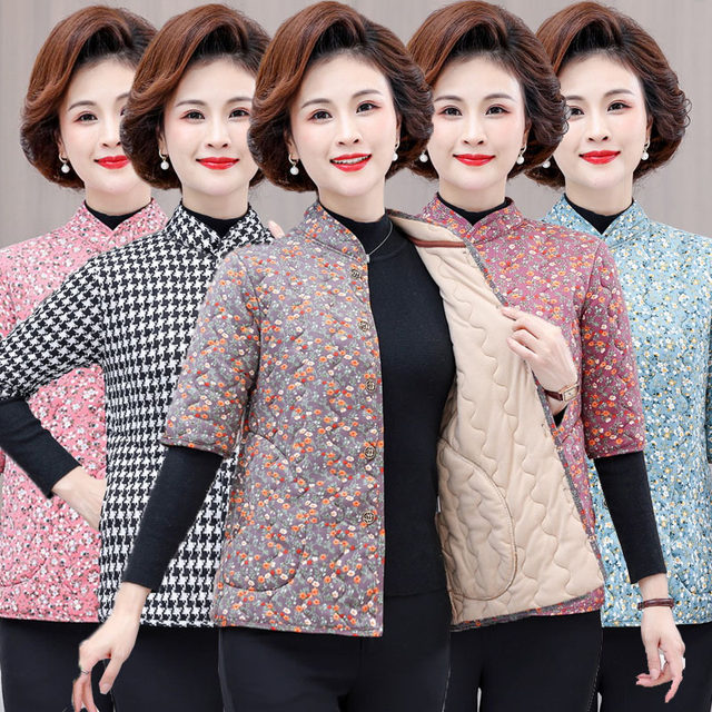 Middle-aged and elderly women's autumn and winter half-sleeved cotton vests, thickened vests for mothers, camel hair cotton vests, short-sleeved grandma vests