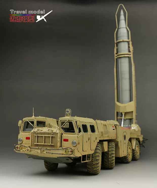 模型 1/18 ランドクルーザー300 ZX グレー【LCD18013ZXGR:6971631022676】