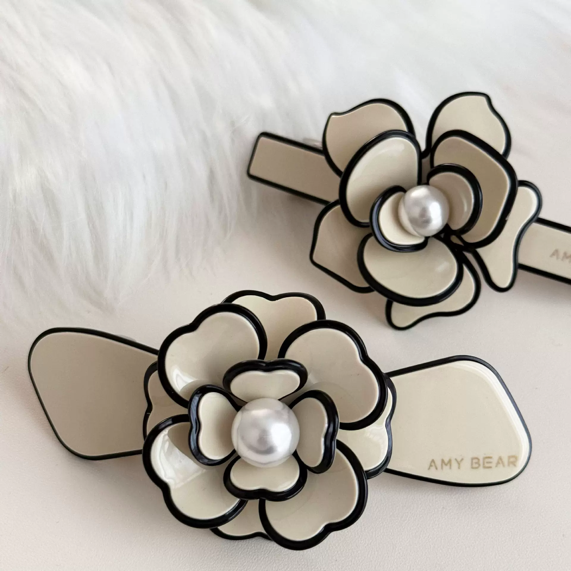 名媛小香风奶白花朵发夹珍珠头饰高端气质后脑勺山茶花大号弹簧夹