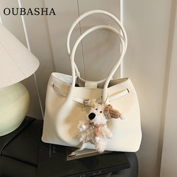 High-End Spring and Summer Bags for Women 2026 New Luxury Niche Shoulder Bag Large Capacity Work and Commuting Tote Bag