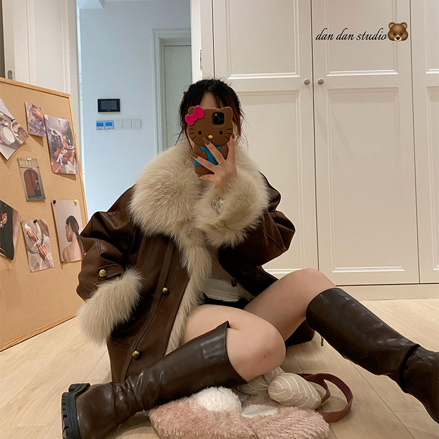 Hot cocoa in winter! Fox fur collar white gooseberry liner 2025 new suede parka fur coat for women