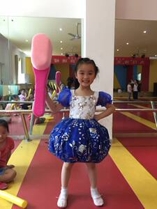 Promotion Kindergarten toy early exercise early education training props Children's dance performance teacher open class toothbrush props