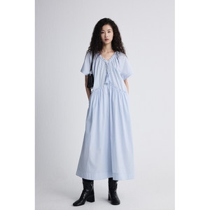 
[Afternoon Picnic] CAREMIND pure cotton A-line loose dress elastic V-neck fungus hem long skirt summer