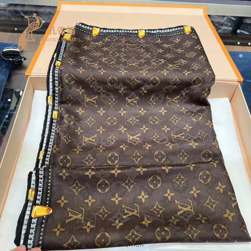 Louis Vuitton MONOGRAM Denim Gradient Shawl (M77461)