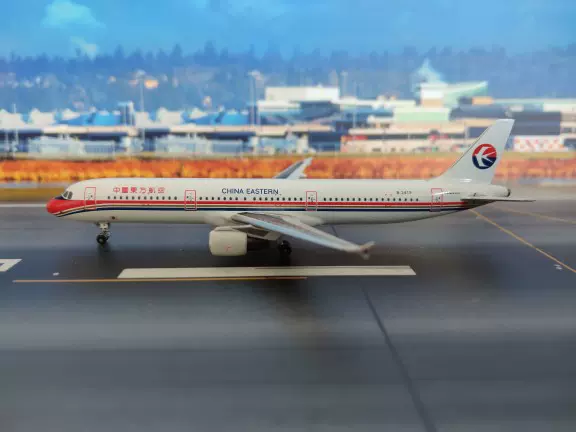 1/400　400　中国東方航空　A321 A321 中國東方航空 B-6592 1⁄400 [10497]